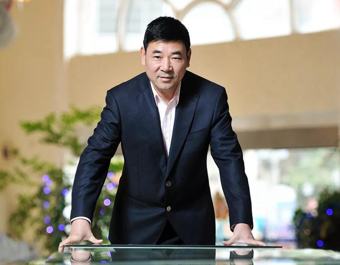 【脱贫攻坚·雪子在行动】海岳尚可倾 口诺终不移 ——杭州雪子集团、贵州天都房地产公司董事长胡晓风扶贫纪实